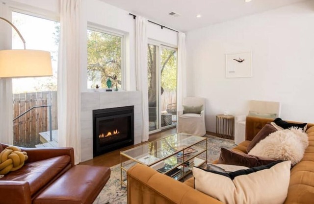 Modern Downtown Boulder Home, Rooftop Deck & Flatiron Views