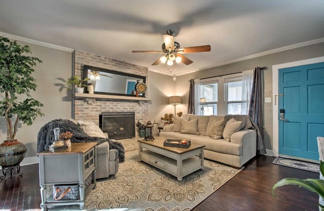 Modern Florence Getaway with Patio and Grill!