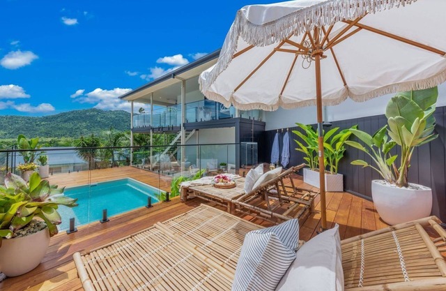 Modern four bedroom, 2 bathroom home with swimming pool plus extra.