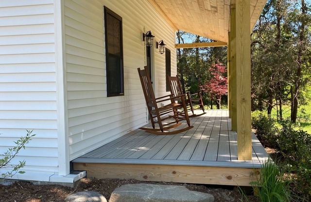 Modern Historic Home ~ Private 50 Acre Getaway ~ Nature Lover's Dream!nSleeps 8