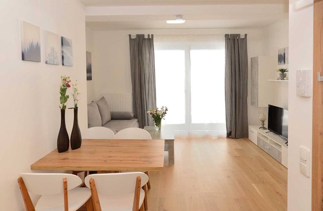 Modern Holiday Apartment "Serles" with Wi-Fi, Garden and Terrace