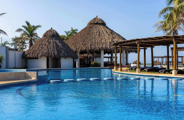 Modern House | 3 Bedrooms & Pool | Acapulco