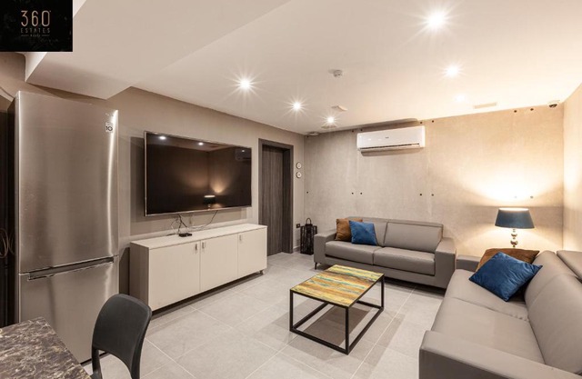Modern, Large and Spacious HOME, Perfect for GROUP by 360 Estates