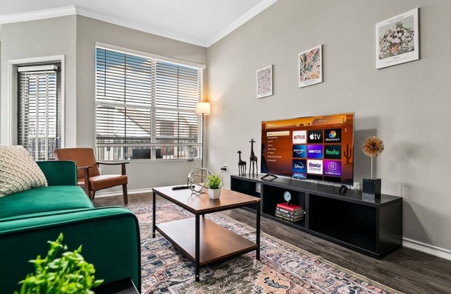 Modern Oasis 2 Bedroom 2 Bath Apartment with Pool