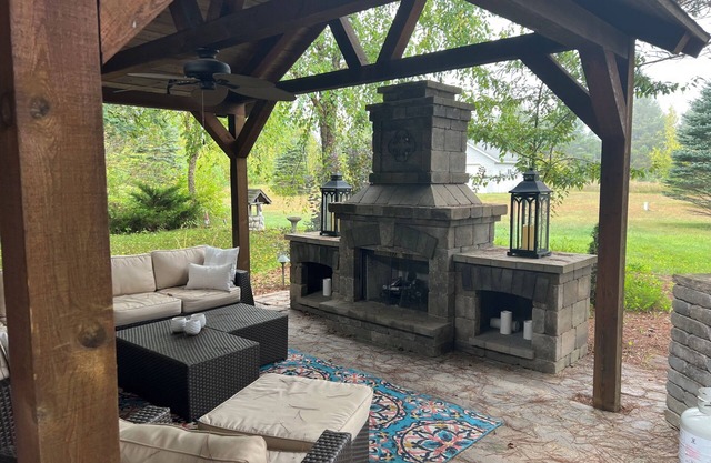 Modern Rustic Cabin - 2BR/1BA + Kid-Friendly Bunk Room & Fireplace