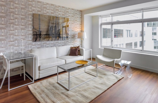 Modern & Sleek One-Bedroom in Kendall Square