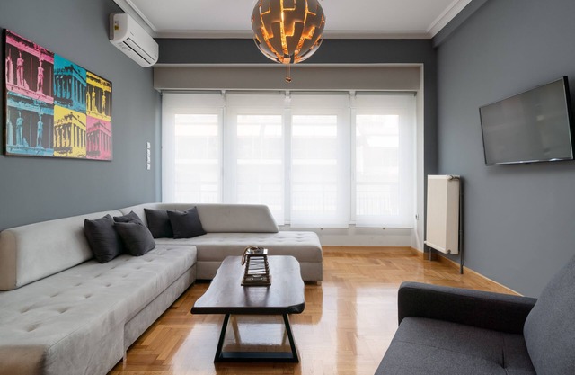Modern & Stylish Apt at the Heart of Athens