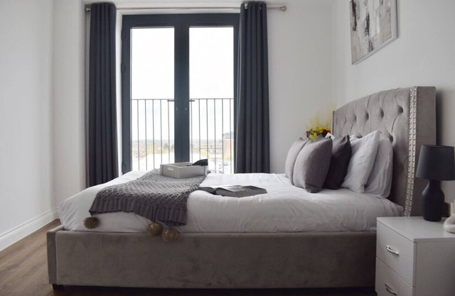 Modern two bedroom in Brentwood, London