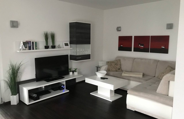 Modern vacation apartment in Immenstaad/Lake Constance for 2 people, 300 m to the lake beach