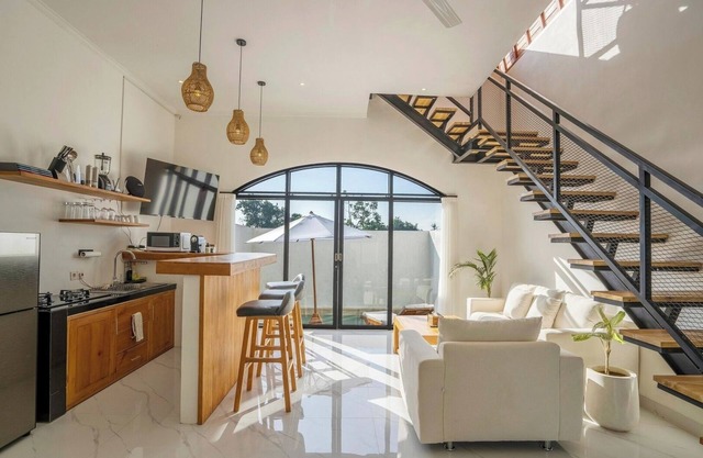 Modern Villa with Gym and rare Jungle view in Canggu