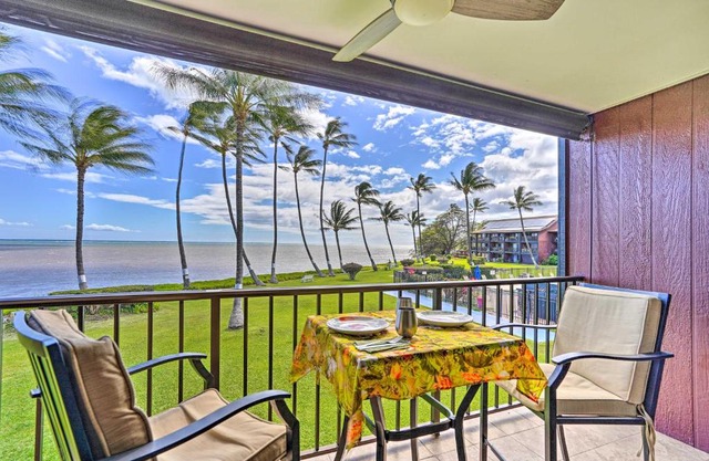 Molokai Shores Resort Condo with Pool and Views!