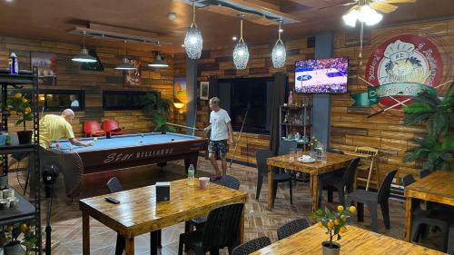 Mom Shie's Apartelle