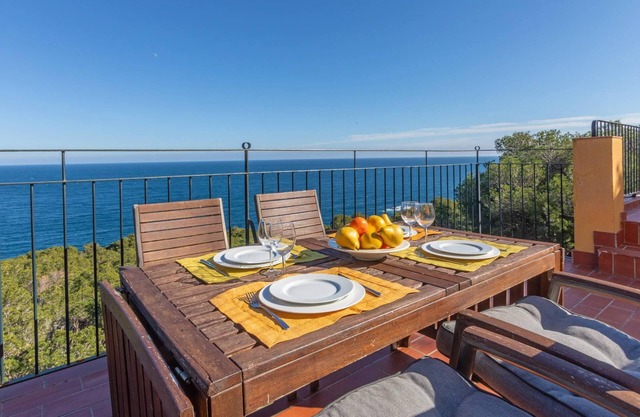 MON REPOS III - ATIC -apartment with sea views -Costa Brava