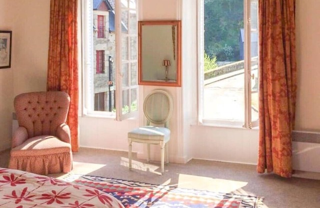 Monet Apartment - charming apartment with river view