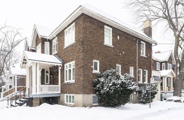 Monkland Village Apartment