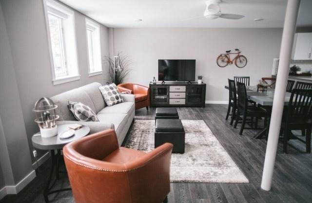 Monogram Luxury Condo- Silver (Suite #1)