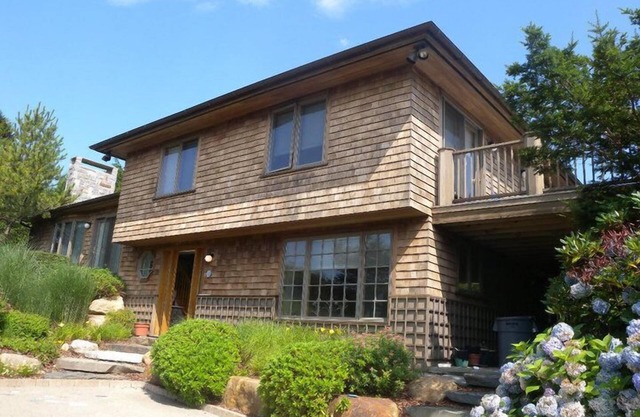 Montauk 3 Bedrm+, w Pool, Hither Hills, 1 block to beach