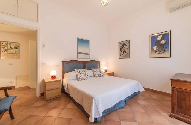 Monti 4pax Apartment - few steps from Colosseum