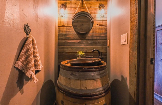 Moose Meadows – Stunning and Secluded Custom-Built Home on 60 Acres!