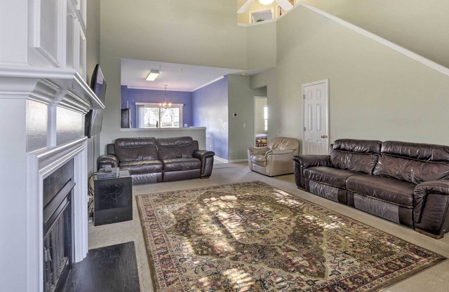 Morrisville Townhome w/ Community Amenities!