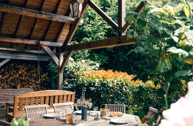 Morvan chalet overlooking Lac du Crescent