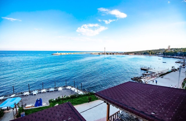 Mose Restoran Motel Beach