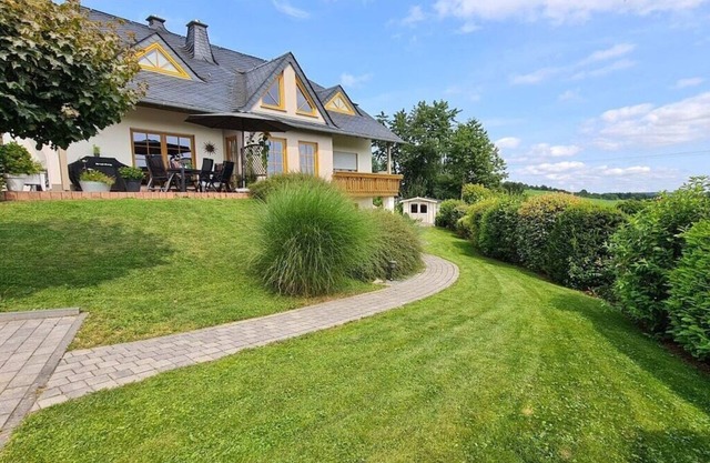 "Moseltor" Comfortable holiday residence