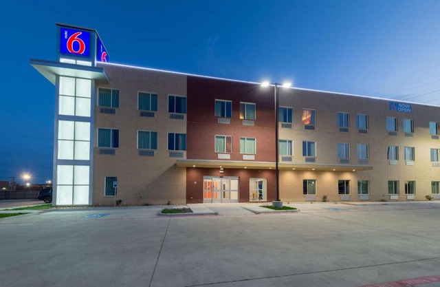 Motel 6 Fort Worth, TX - North - Saginaw