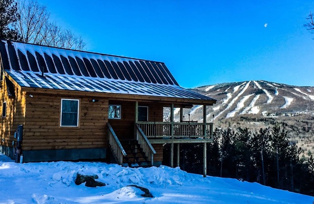 Mountain Top Cabin With Incredible Okemo Views And Sunsets