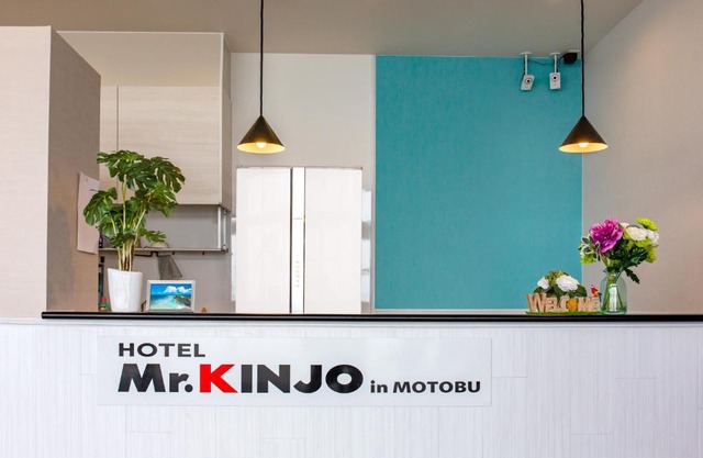 Mr.KINJO in MOTOBU OCEAN TERRACE