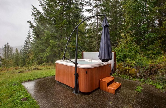 Mt. Baker Lodging Ensuite 15 - Sleeps 6!
