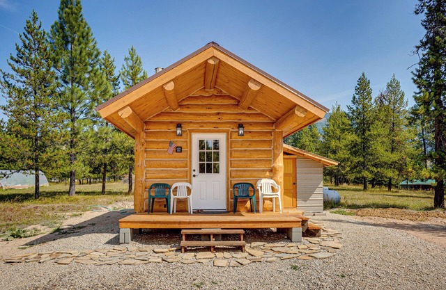 Mtn Views & Fireplace: Cozy Trout Creek Tiny Home