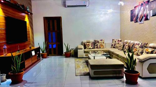 Muladdu Inn