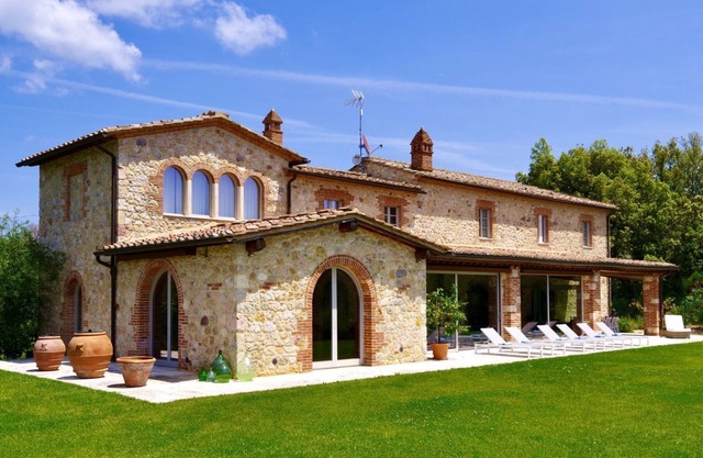 Mulino della Solaia, Arceno Rentals Club, Luxury Villa in Tuscany, pool, wifi