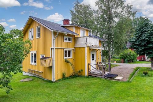 Mysigt hus utanför Järvsö