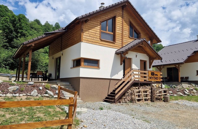 Mytho 1 - mountain chalet