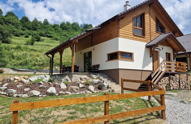 Mytho 2 - mountain chalet