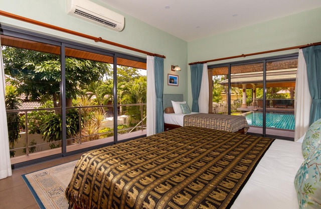 NAI HARN BEACH - Outstanding 4 Bedroom Pool Villa