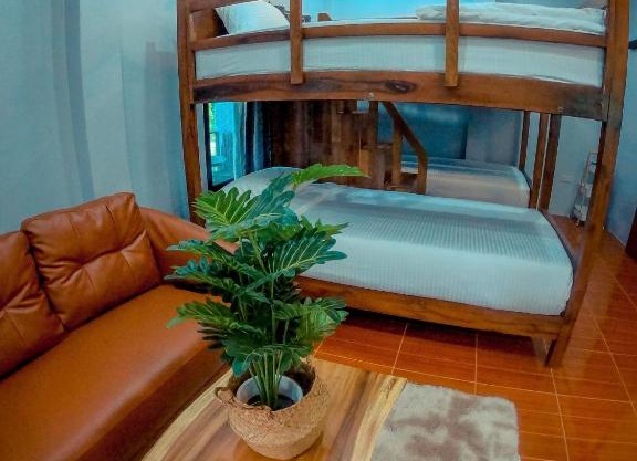 Naibaan Bed and Cafe