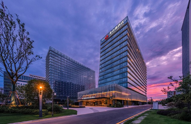 Nanjing Yangzi River Conference Center Longshan Lake Hotel