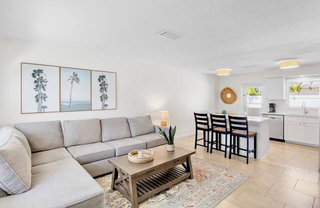 Near Bean Point! Short stays available! Heated Pool