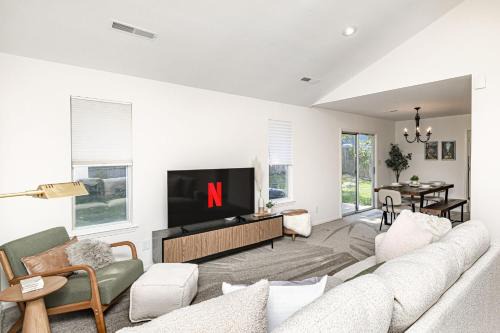 Near Mizzou & Univ Hosp Firepit BBQ Games