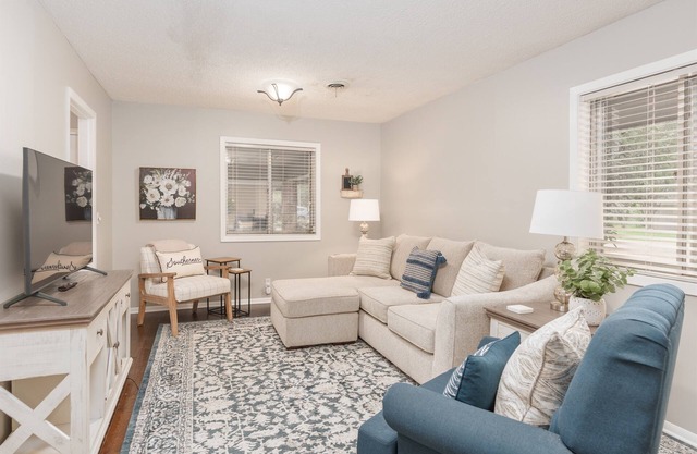 Near MSU | Cozy | Fire Pit