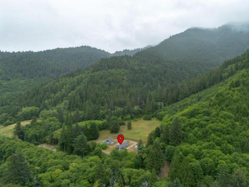 Nehalem Coastal Oasis - Secluded Coastal Home with Hot Tub on 14 Acres