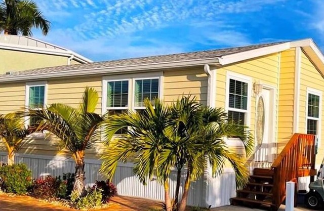 NETTLES NEST.newly built .Your Sanctuary on Hutchinson Island.a Hidden Gem!