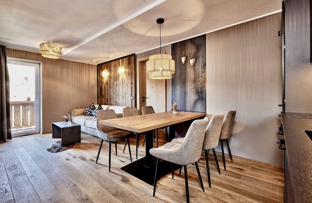 Neu! Luxuriöses Apartment in Ehrwald mit Pool, Sauna, am Golfplatz