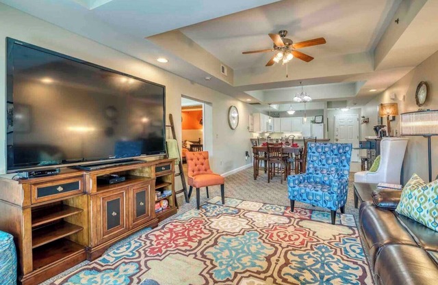 NEW! 2BR/2BA Bristol Speedway,Elevator, One Level