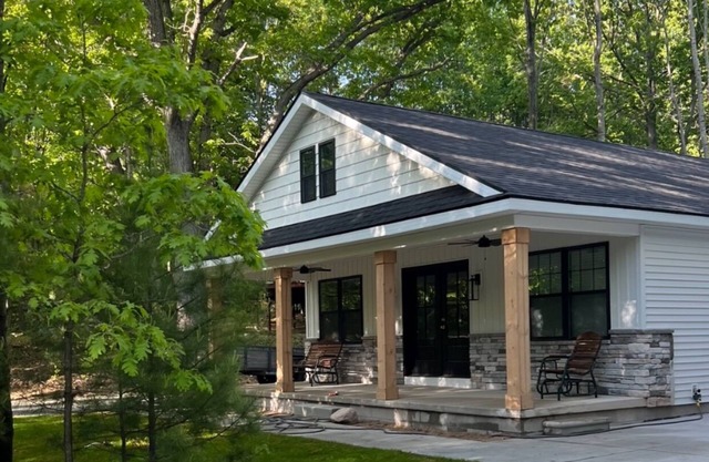 New and clean cozy up north cabin!