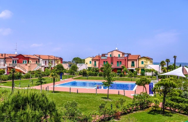 New Apartment Lignano - Aprilia with sea view and pool