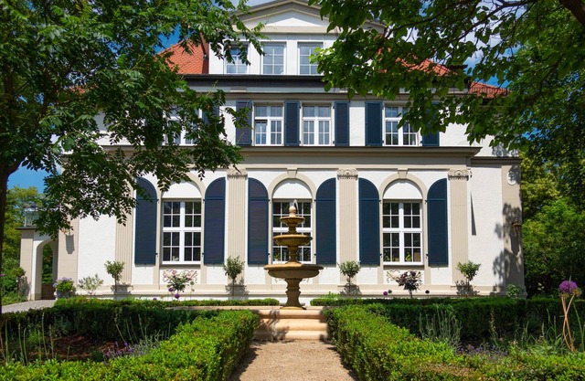 NEW at FeWo -direkt: 3-room apartment directly on the Dresdner Heide